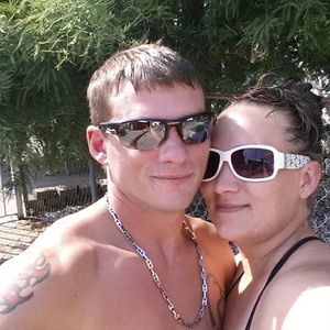 Meet your Posher, Dustin